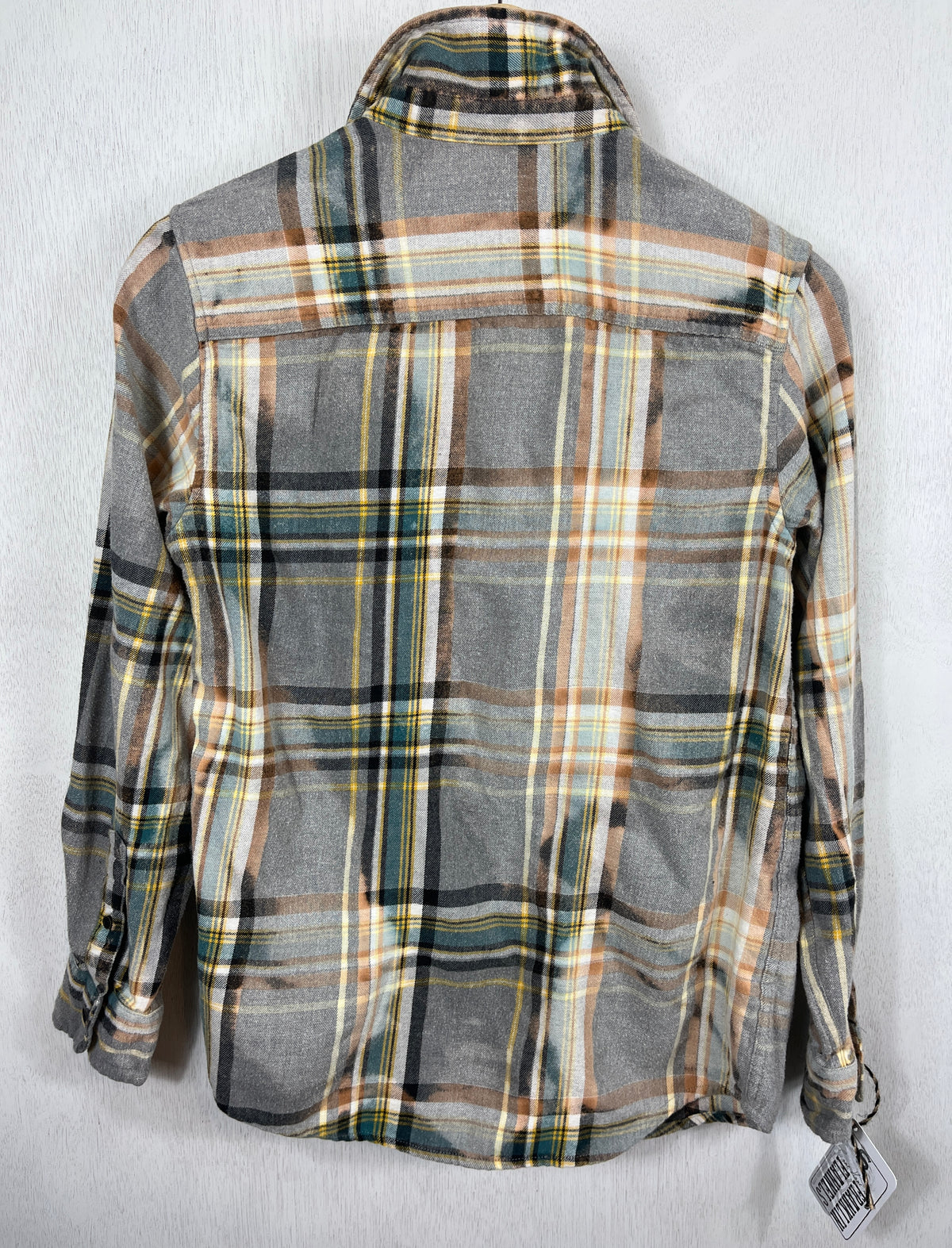 Vintage Grey, Teal, White and Gold Flannel Size Small
