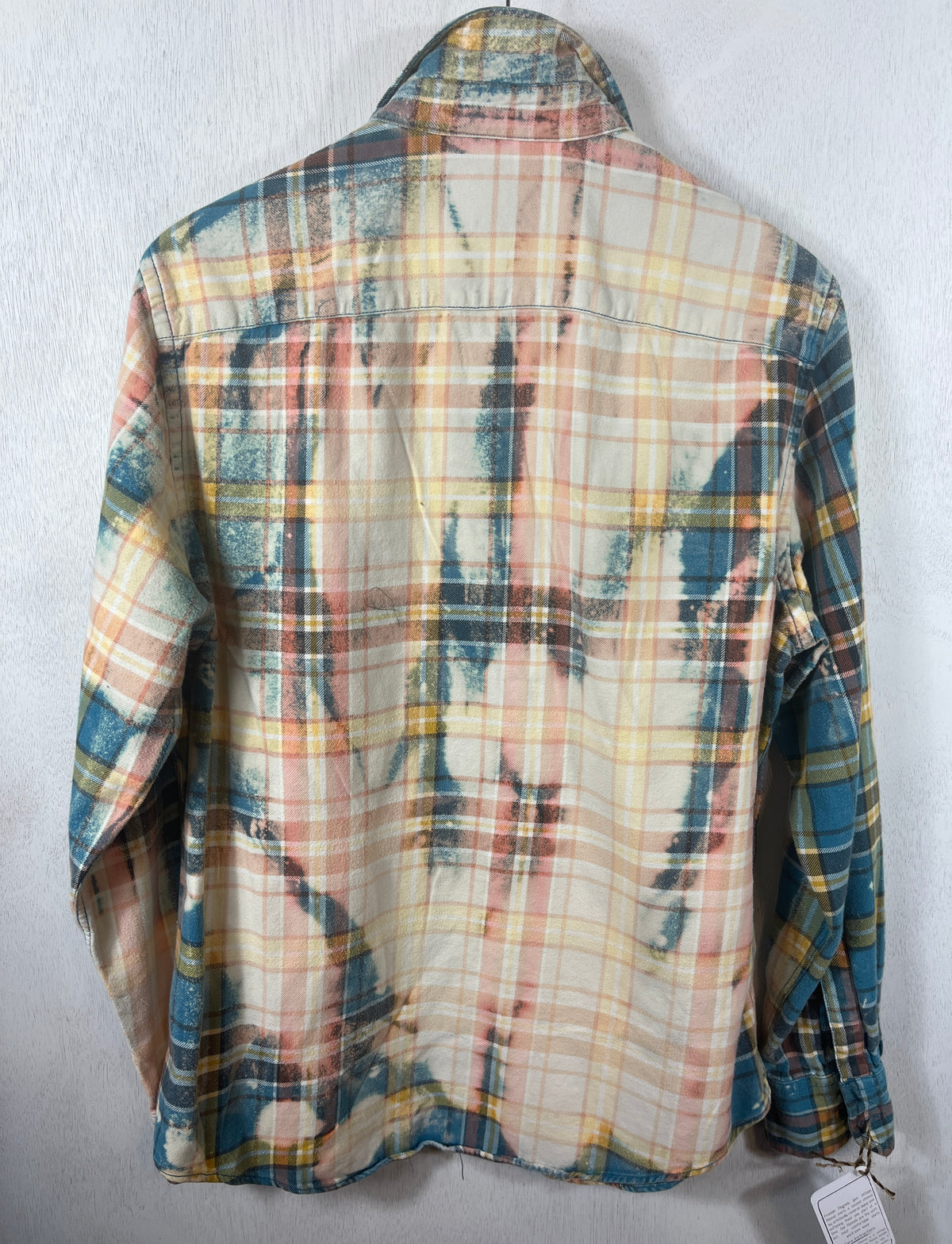 Vintage Turquoise, Cream, Peach and Yellow Flannel Size Medium