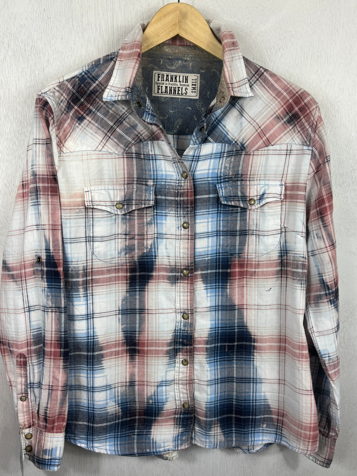 Vintage Western Style Blue, White and Dusty Rose Flannel Size Small