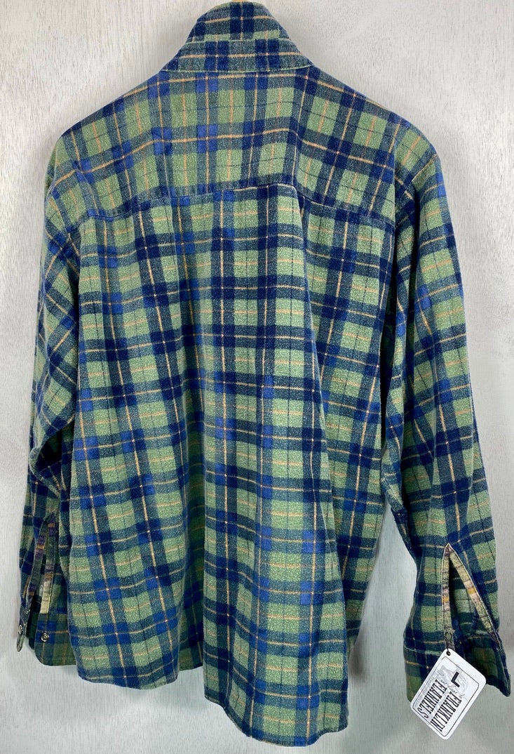 Vintage Retro Western Style Green and Blue Flannel Size Large