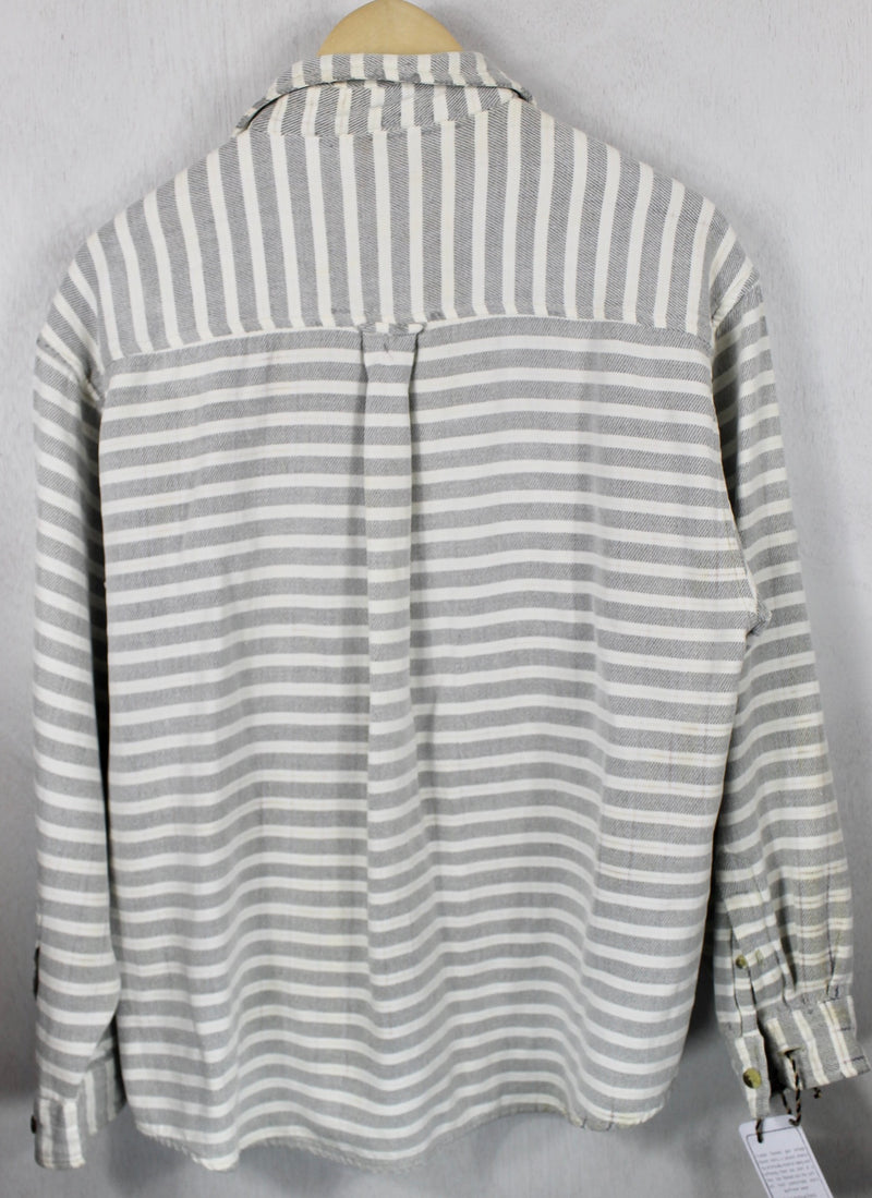 Vintage Grey and White Lightweight Cotton Size Large