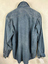 Vintage Retro Navy and Light Blue Flannel Size XL