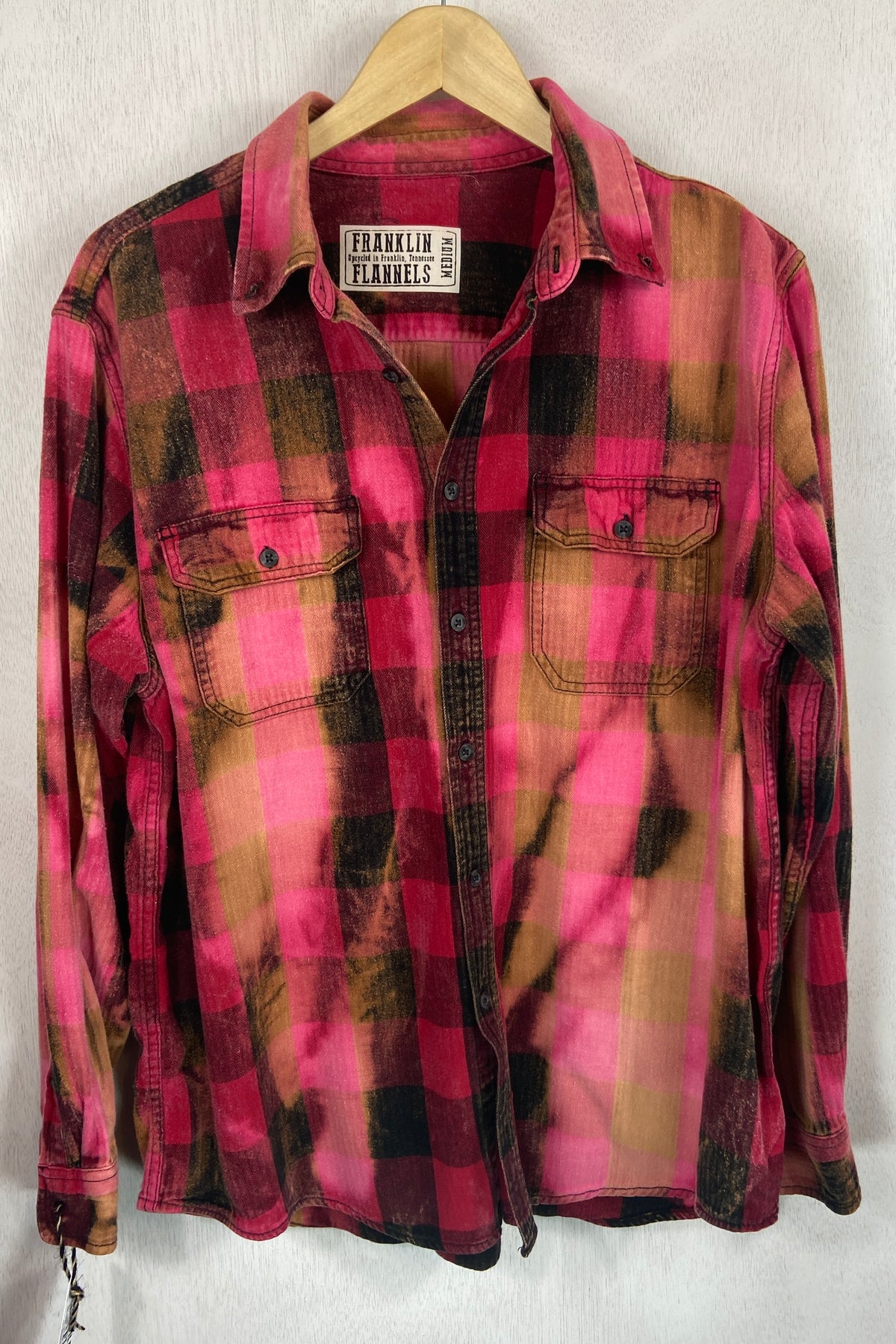 Vintage Red, Pink, Black and Gold Flannel Size Medium