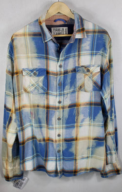Vintage Light Blue, Yellow and White Flannel Size Medium