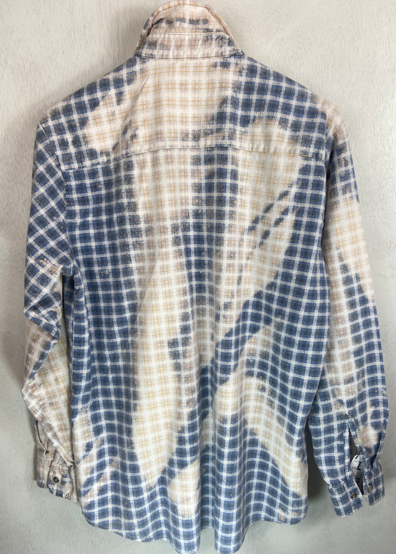 Vintage Western Style LIght Blue and Cream Flannel Size Large