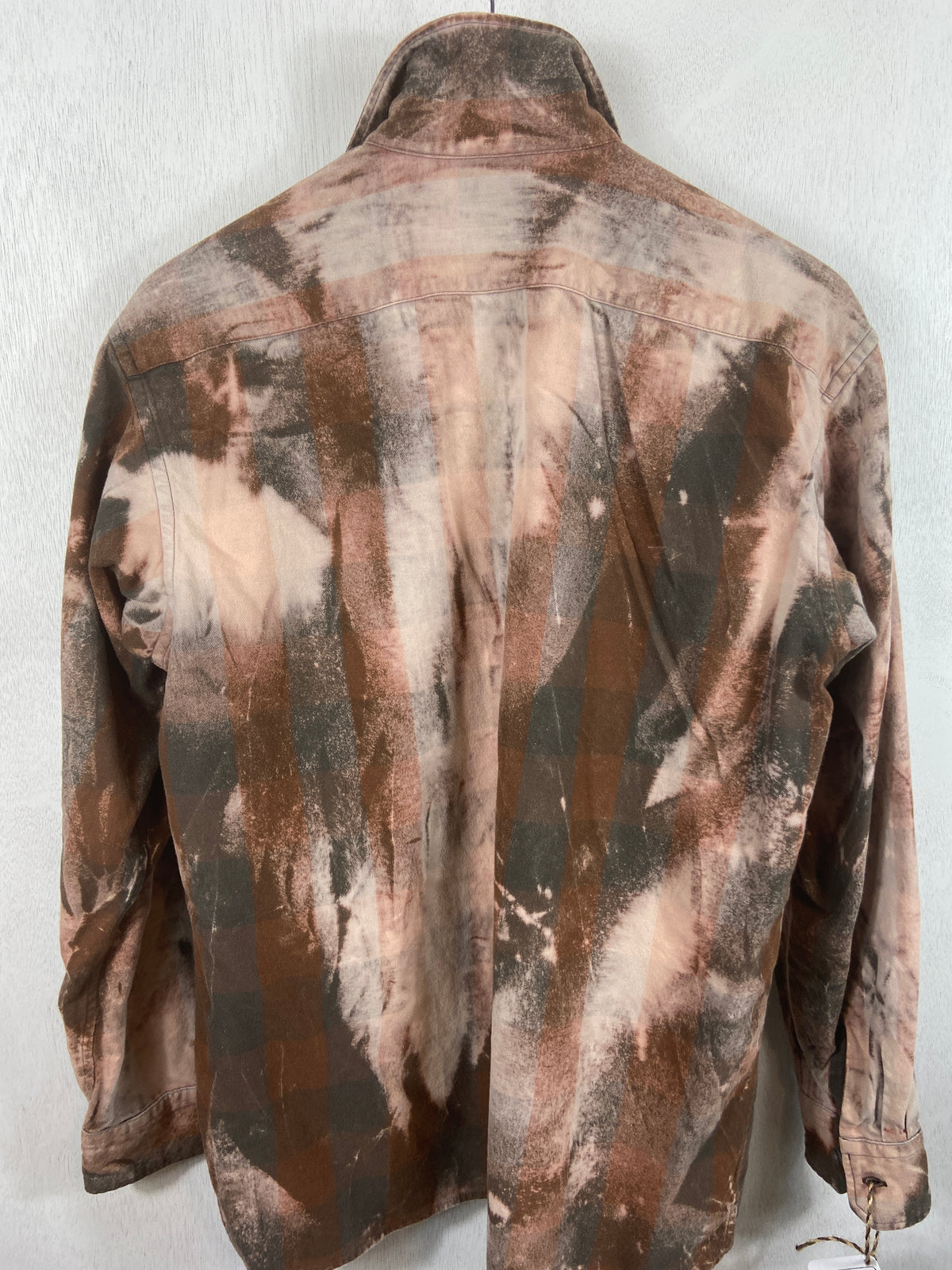 Vintage Sable, Peach and Pink Flannel Size Medium