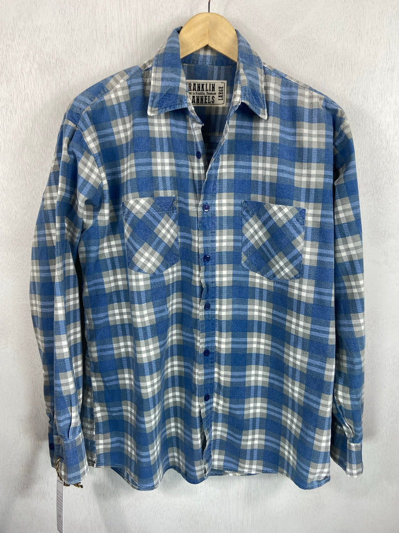 Vintage Blue and White Retro Flannel Size Large