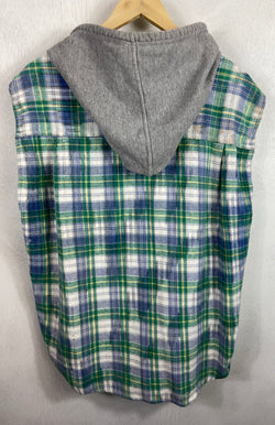 Vintage Green, White and Blue Flannel Hoodie Vest Size Large