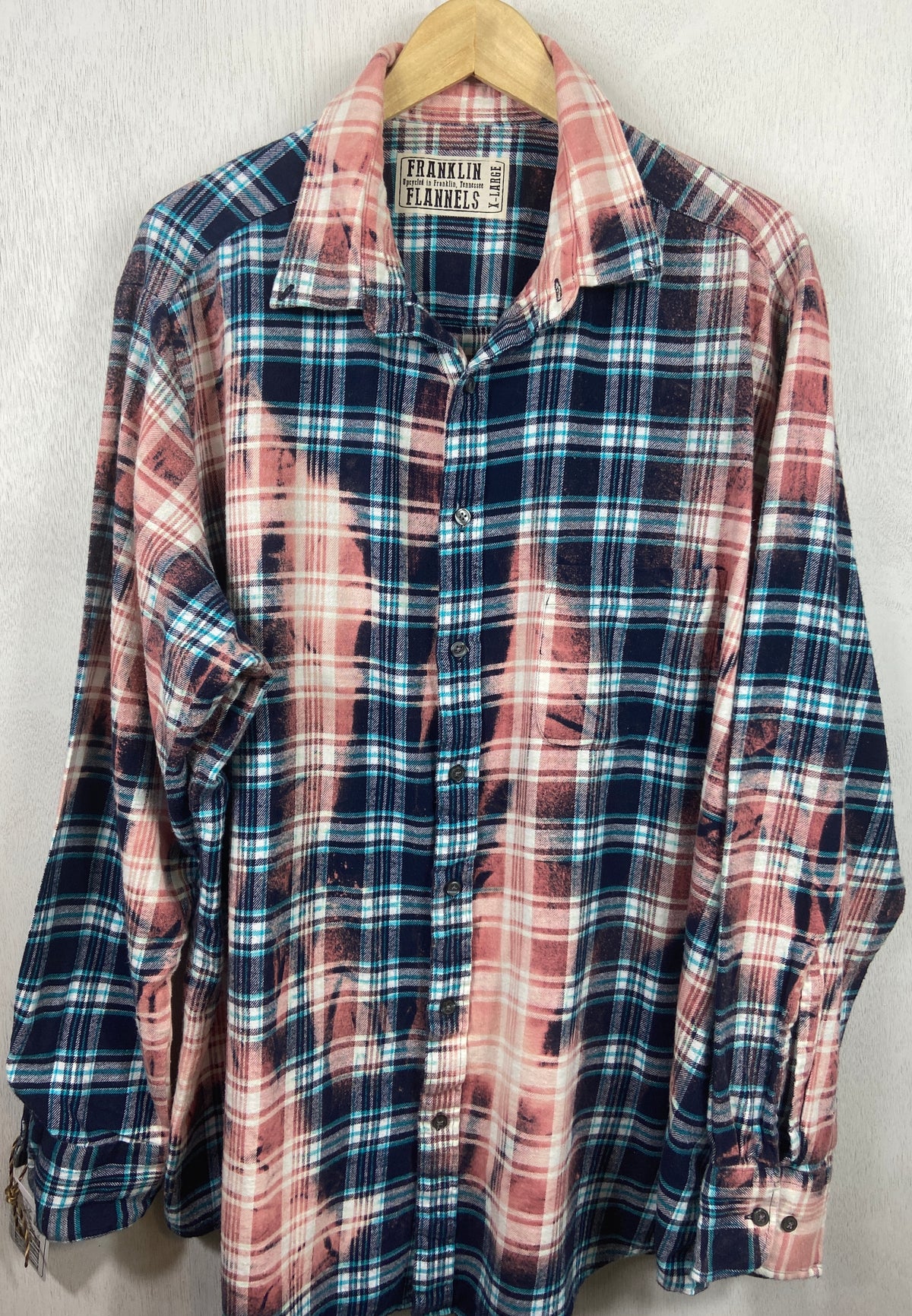 Vintage Navy Blue, Turquoise and Pink Flannel Size XL - XXL Tall