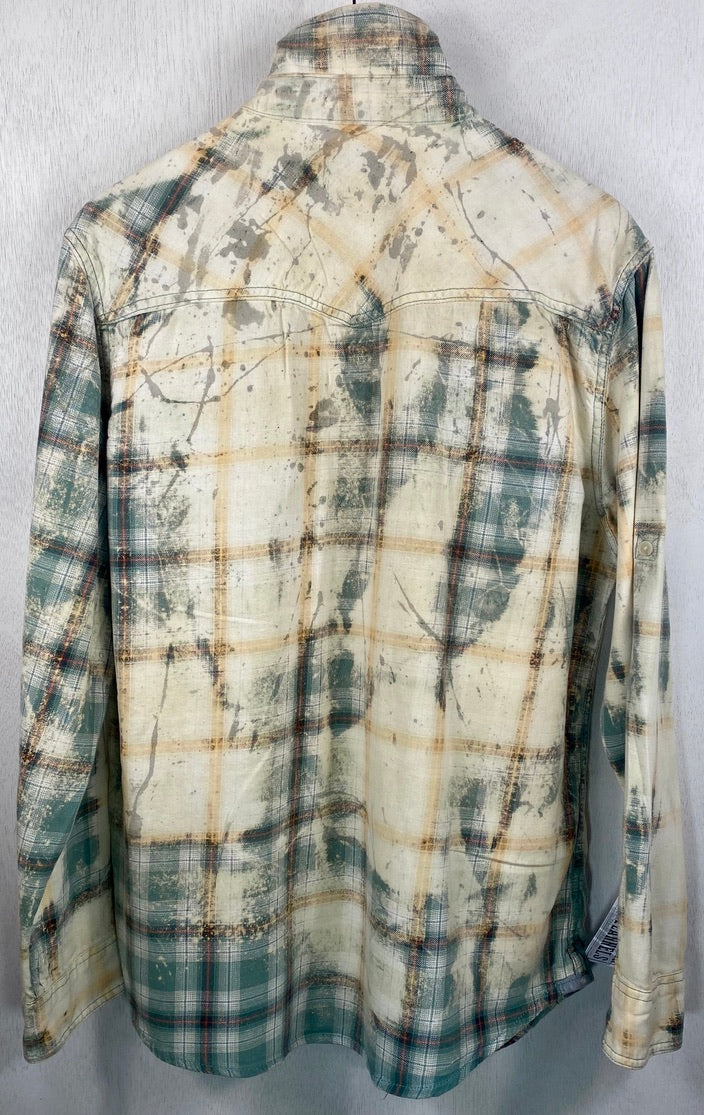 Vintage Western Style Sage Green and Cream Flannel Size Medium