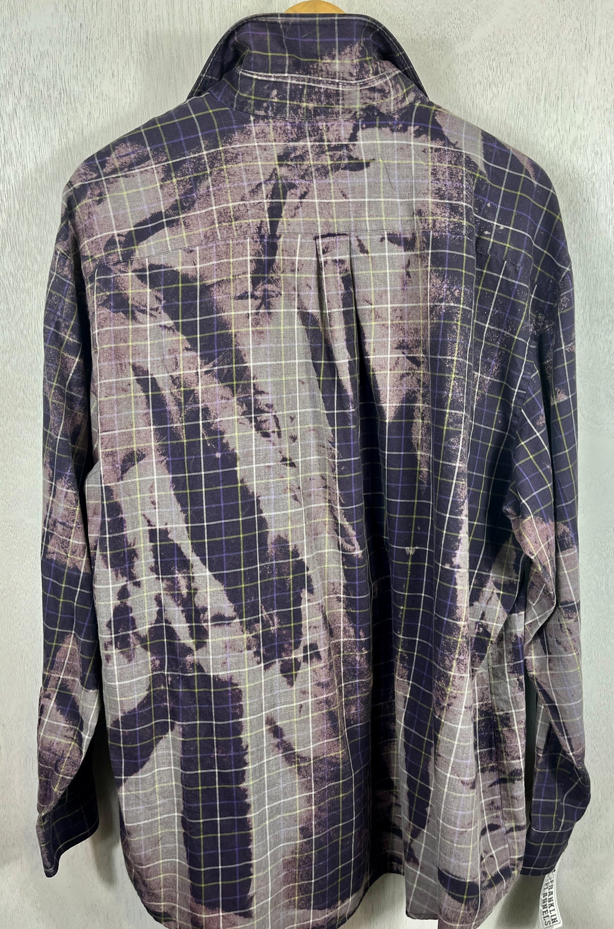Vintage Purple and Lavender Lightweight Cotton Size XL