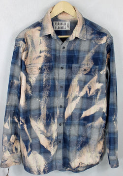 Vintage Blue, Grey and Cream Flannel Size Large