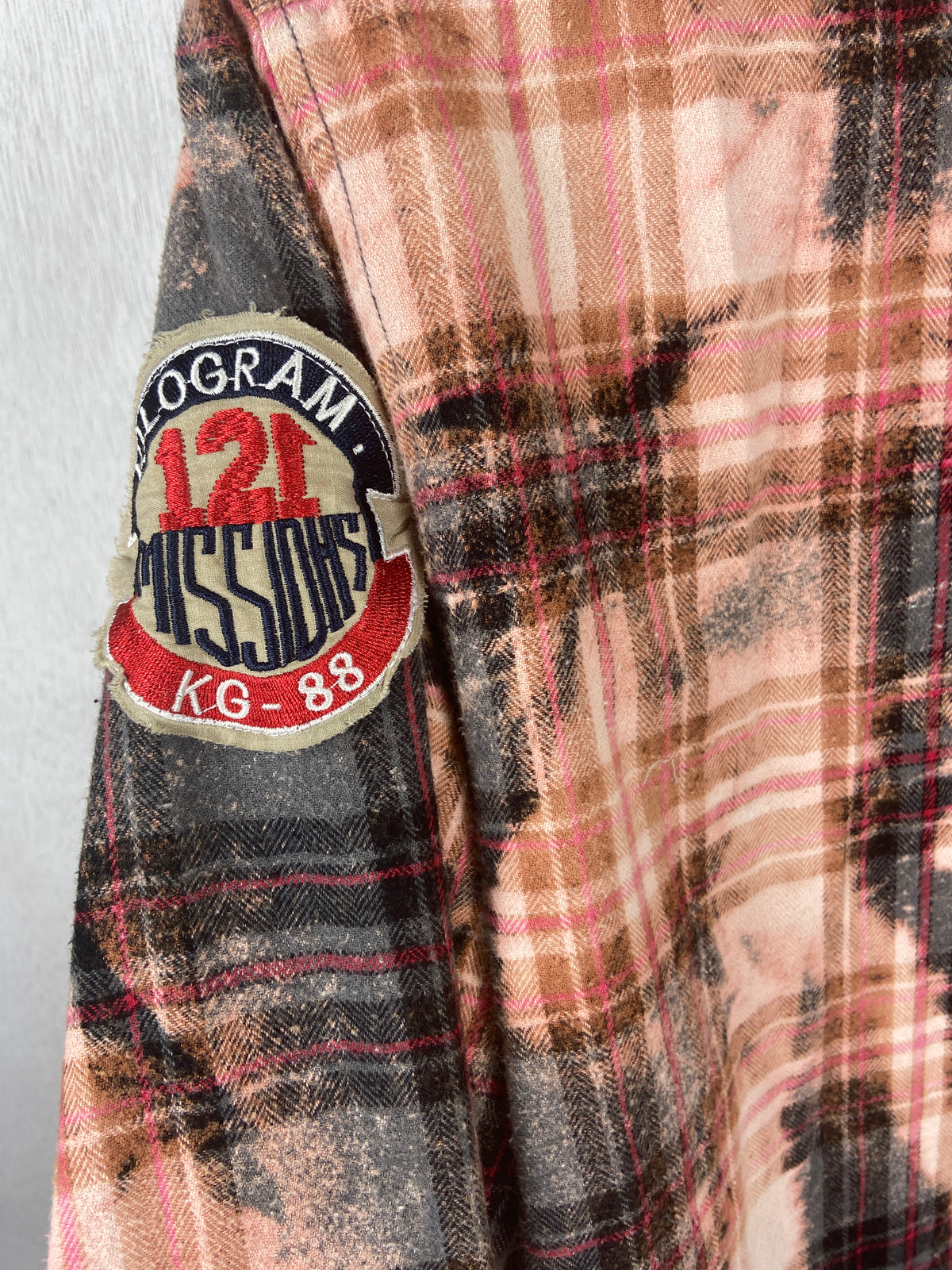Vintage Western Style Grey, Dusty Rose and Peach Flannel Size Medium