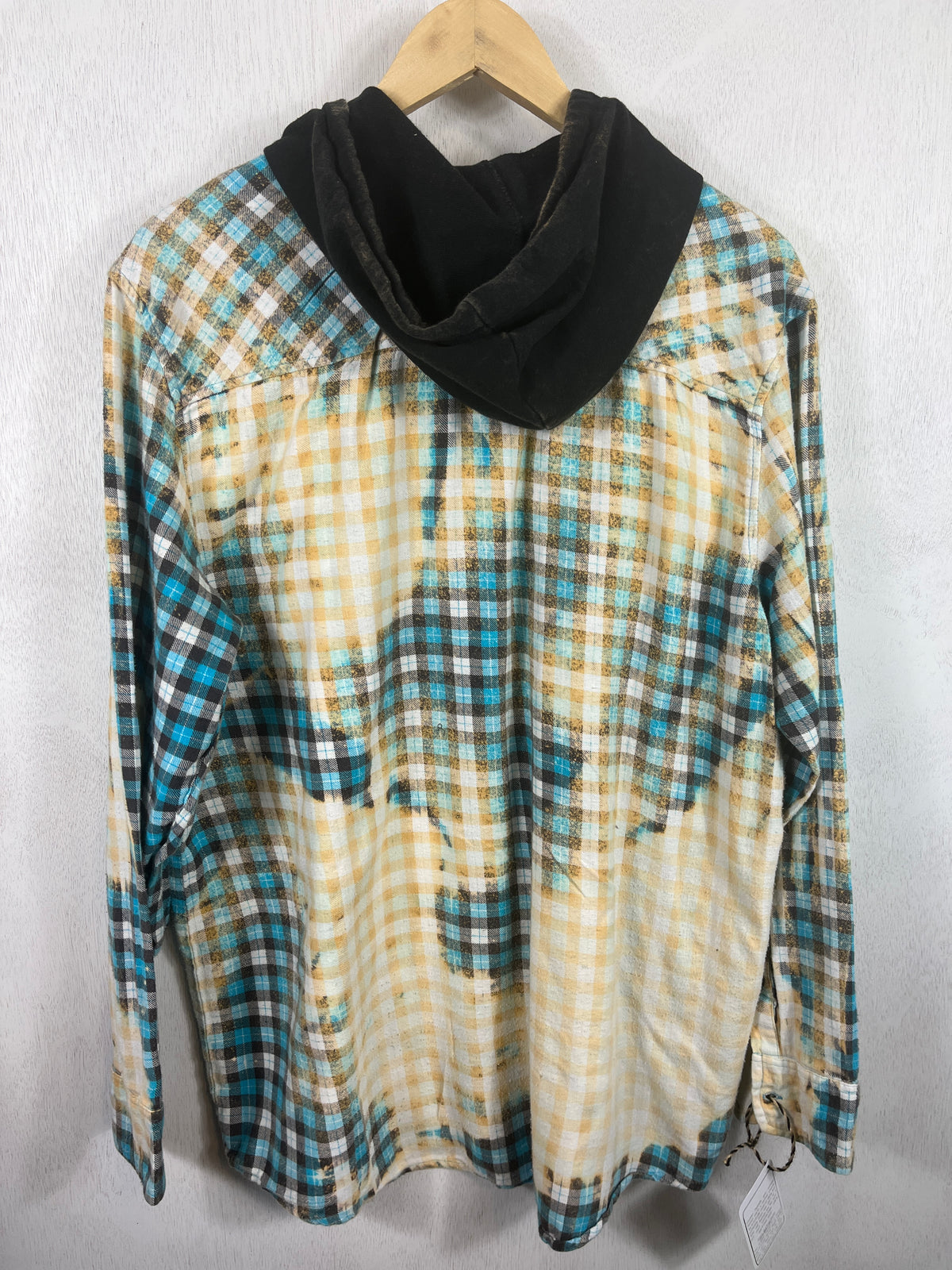 Vintage Turquoise, Pale Yellow, White and Black Flannel Hoodie Size Large