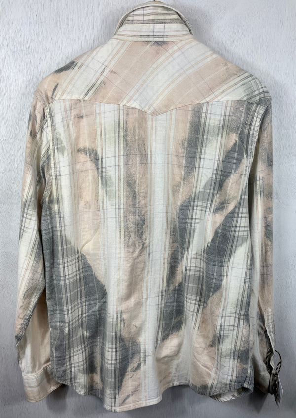 Vintage Western Style Grey, Peach and Cream Flannel Size Large