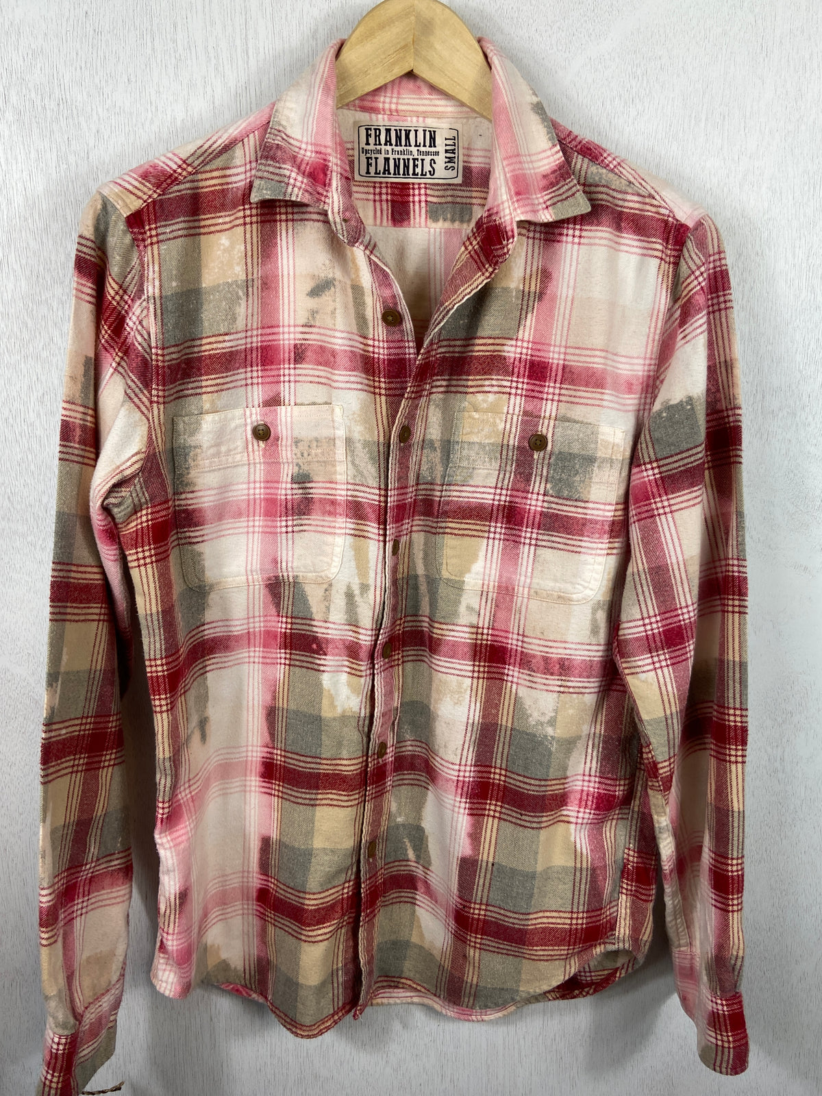 Vintage Red, Pink, Grey and Cream Flannel Size Small