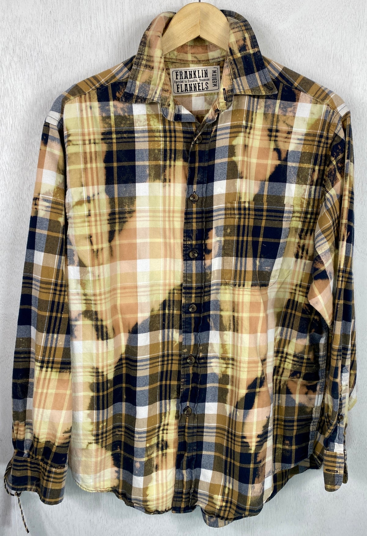 Vintage Navy Blue, Yellow, Sage and White Flannel Size Medium