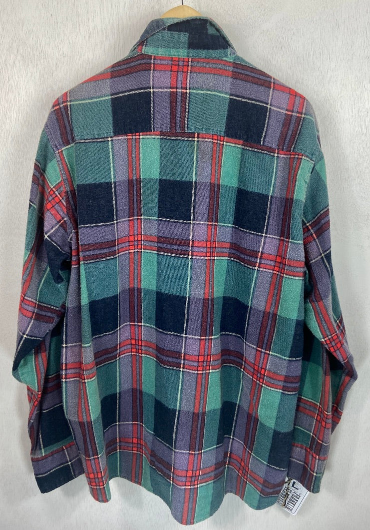 Vintage Retro Green, Navy Blue and Red Flannel Size Large
