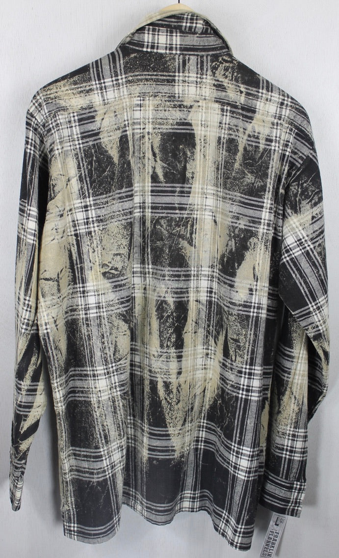 Vintage Black, White and Taupe Flannel Size Large