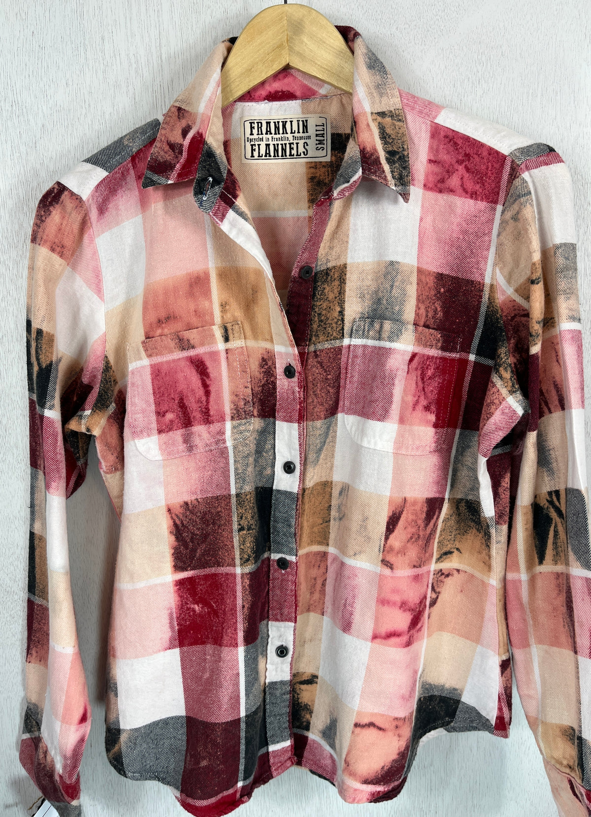 Vintage Red, White, Pink and Peach Flannel Size Small