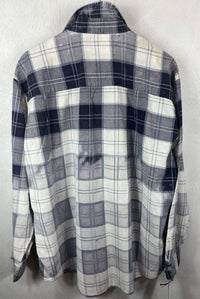Vintage White, Navy and Denim Blue Flannel Size XL