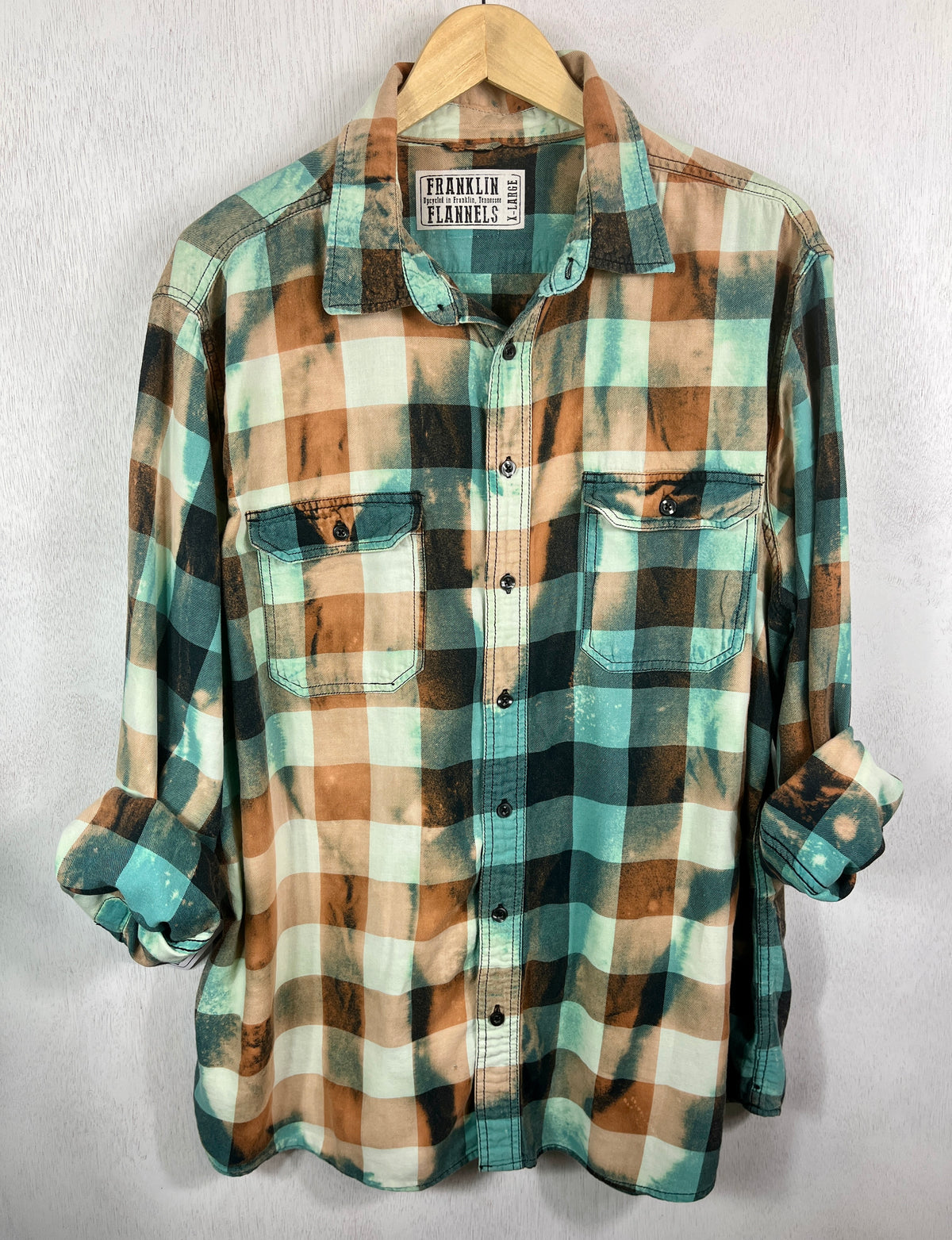 Vintage Seafoam Green, Rust, Black and White Lightweight Cotton Size XL
