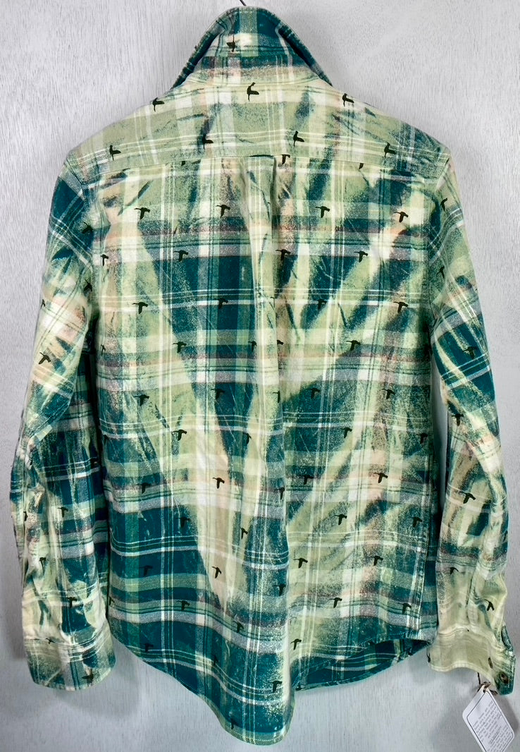 Vintage Green and Cream Flannel Size Small