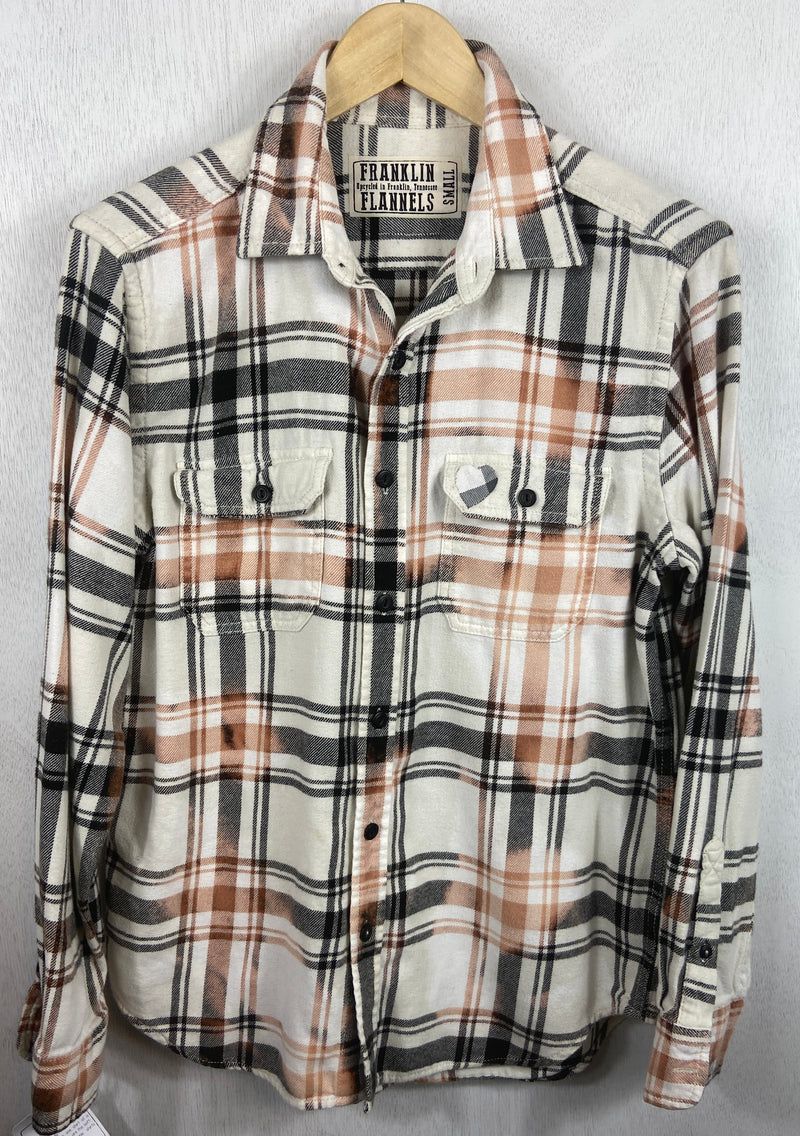 Vintage Black, White and Peach Flannel Size Small