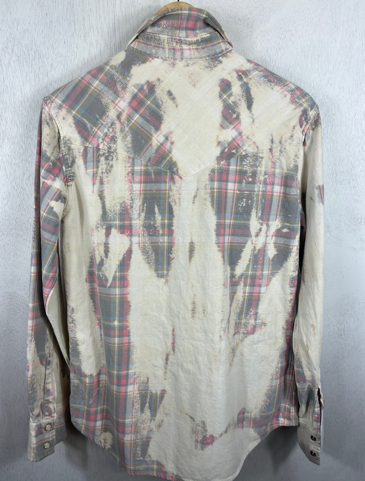 Vintage Western Style Cream, Grey and Pink Flannel Size Medium
