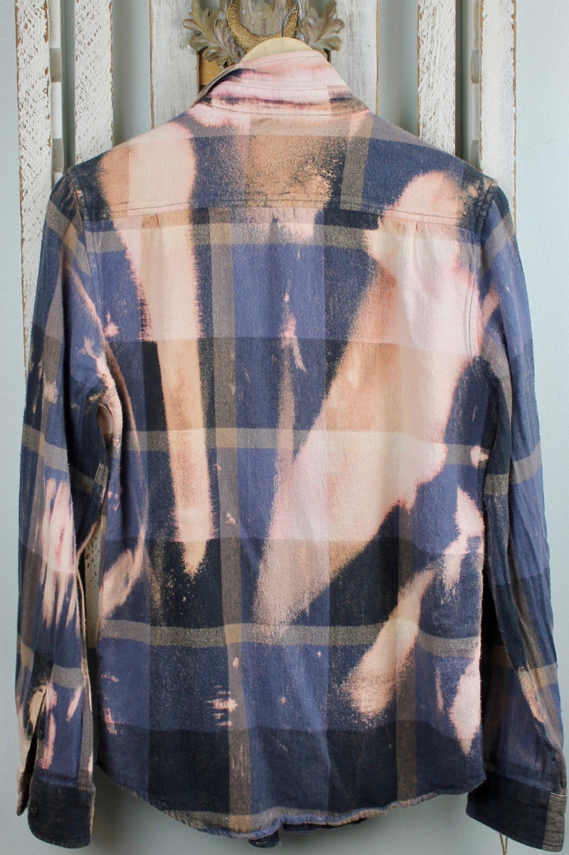 Vintage Grey Blue, Pink, Cream and Navy Blue Flannel Size Small