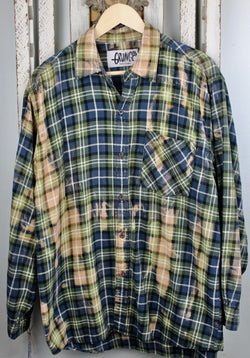 Grunge Navy Blue, Forest Green, Black and Beige Flannel Size Large