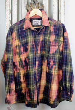 Vintage Army Green, Pink and Coral Flannel Size XL