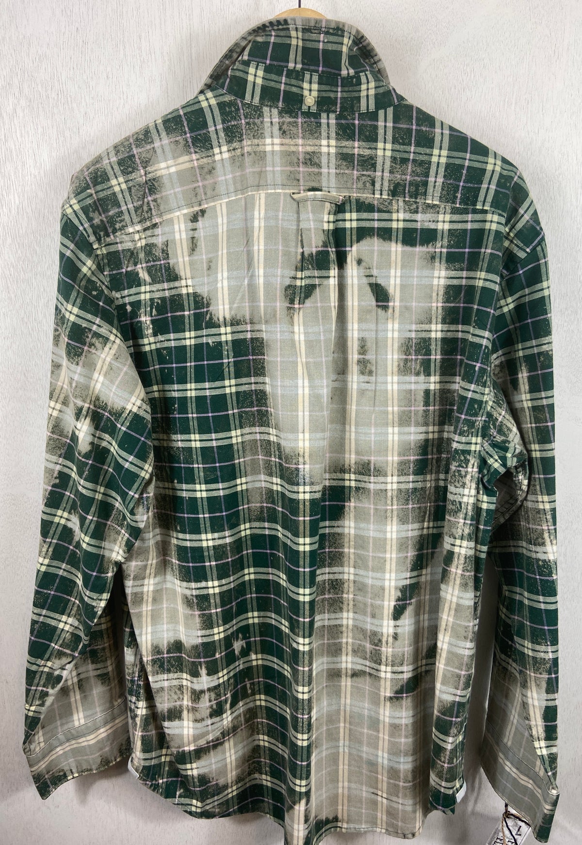 Vintage Green, White and Pink Lightweight Cotton Size XL