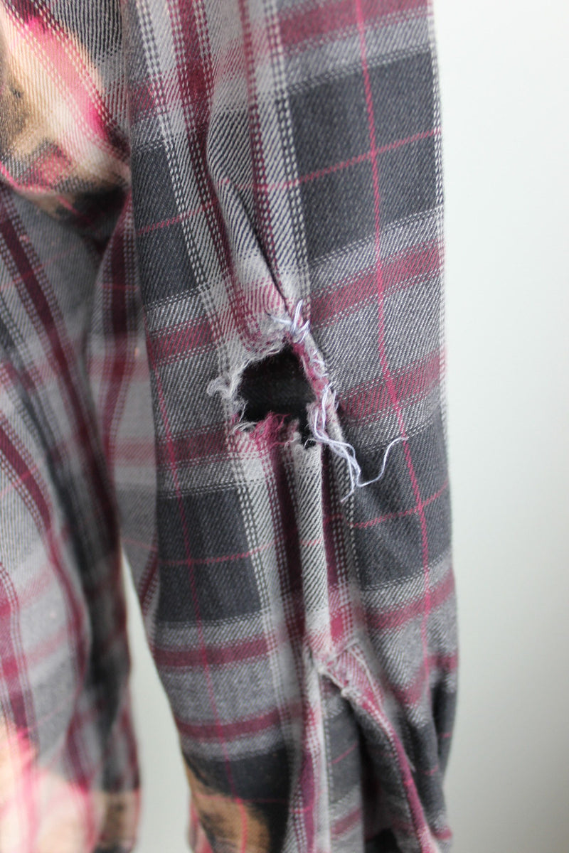 Grunge Grey, Burgundy and Peach Flannel Size Large